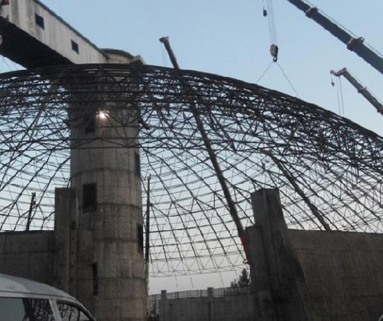 辽源网架分条或分块安装法